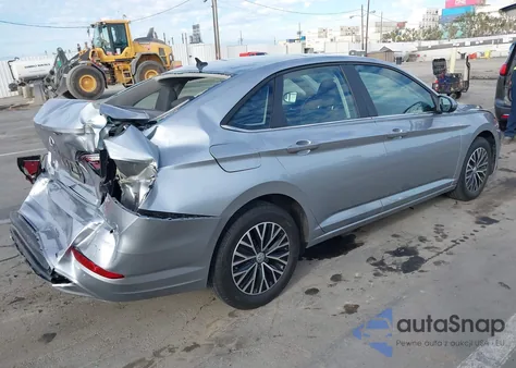 2019 Volkswagen Jetta 1.4T R-Line/1.4T S/1.4T Se z USA, uszkodzony, nr VIN 3VWC57BU5KM215782